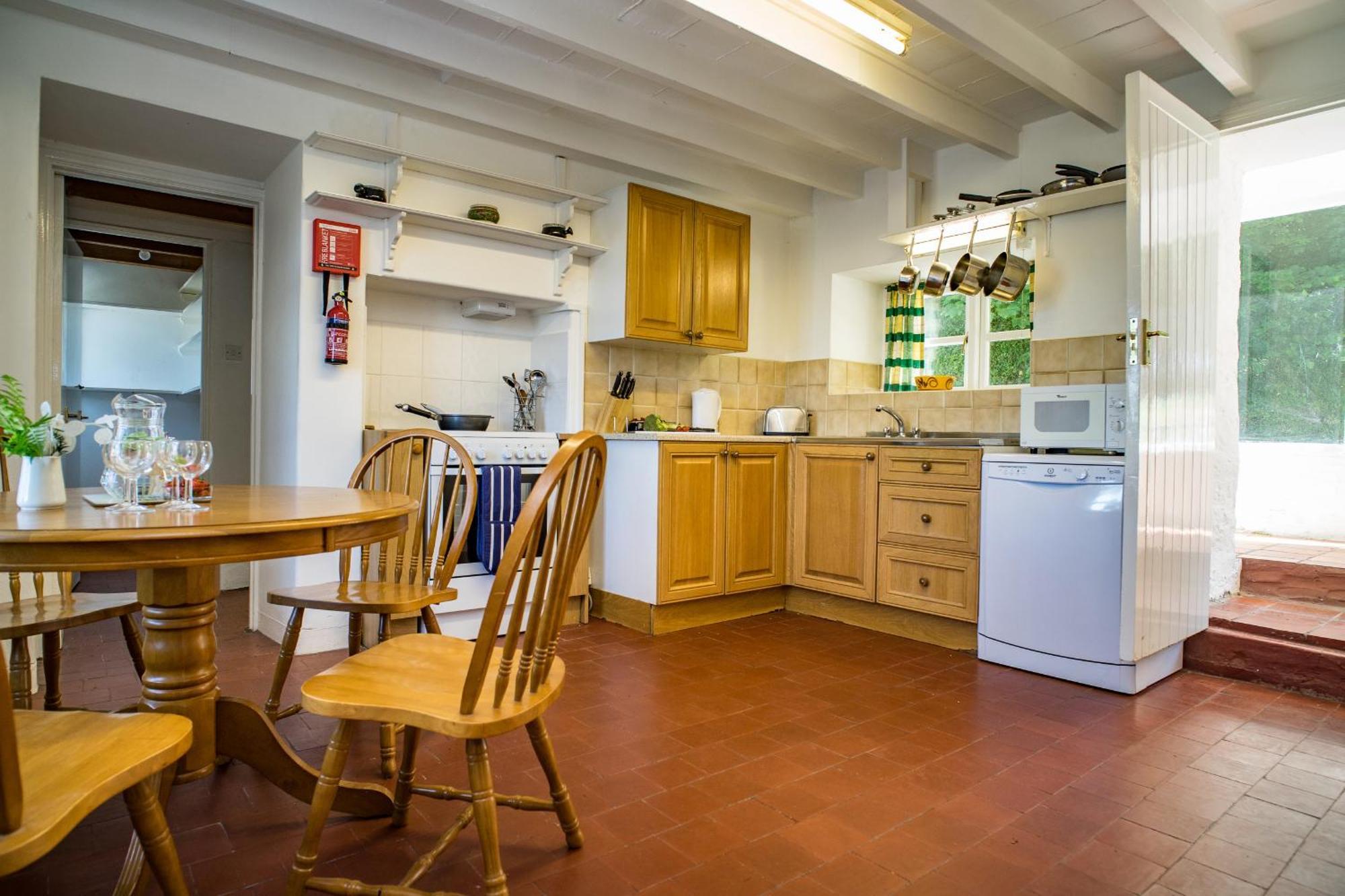 Garden Cottage Нюкасъл Емлин Екстериор снимка