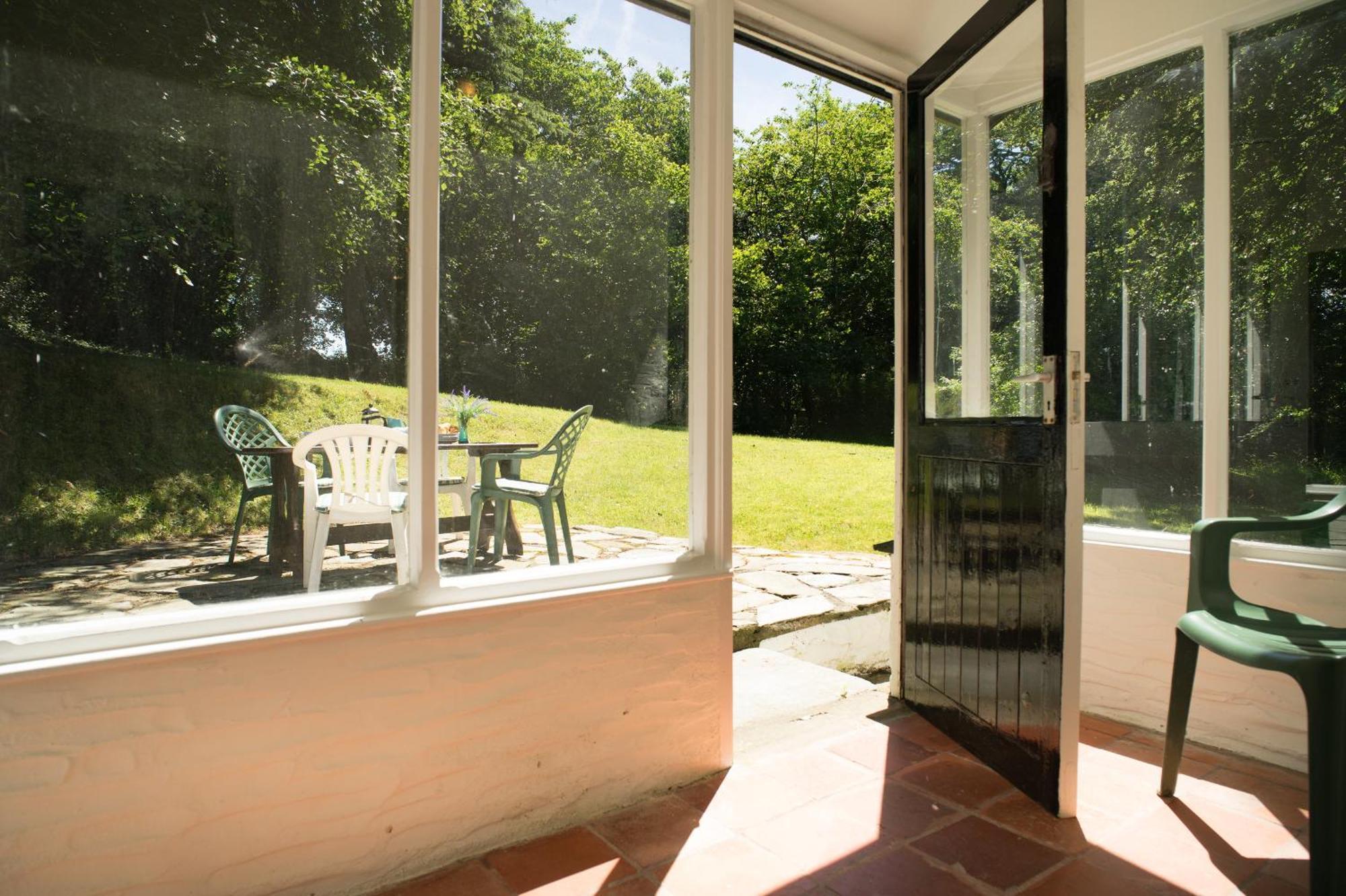 Garden Cottage Нюкасъл Емлин Екстериор снимка